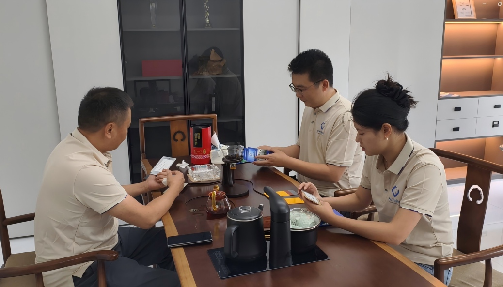 广东Ky开元集团涂料科技有限公司技术人员研讨 广东Ky开元集团涂料科技有限公司技术人员研讨